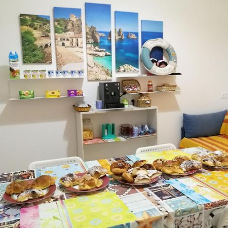 B&B Laura E Chiara Trapani Exteriör bild